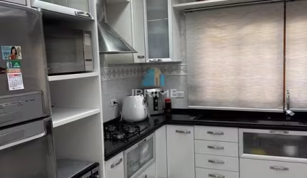Sobrado a venda na Vila Camilópolis em Santo André, com 195m².