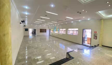 Salão comercial a venda e locação na Vila Pires em Santo André, com 192m².