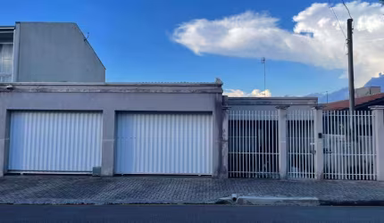 Casa com 3 quartos à venda na Rua Alto Piquiri, Braga, São José dos Pinhais, 150 m2 por R$ 680.000