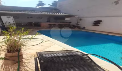 Casa térrea com 3 quartos à venda em Vila Suíça - SP