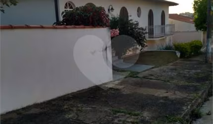 Casa térrea com 3 quartos à venda em Jardim Pau Preto - SP