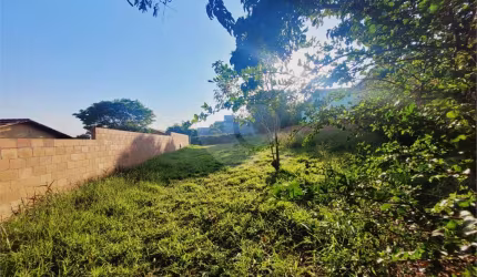 Terreno à venda em Vila Pistoni I - SP