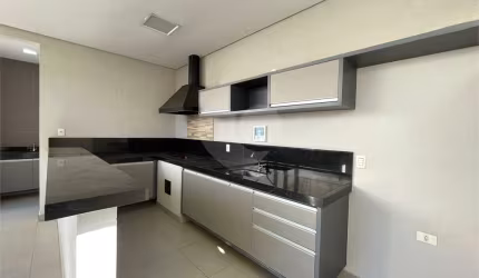 Condomínio com 3 quartos à venda em Jardim Esplanada - SP
