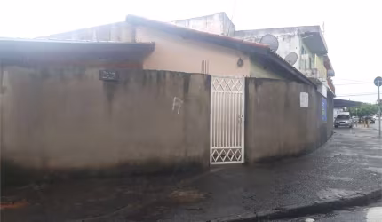 Casa de vila com 4 quartos à venda em Jardim Morada Do Sol - SP