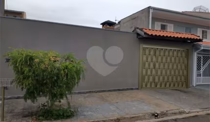 Casa térrea com 3 quartos à venda em Residencial Monte Verde - SP