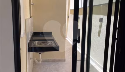 Casa com 3 quartos à venda em Vila Maria Helena - SP