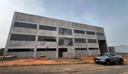 Galpão para locação em Comercial Vitória Martini - SP
