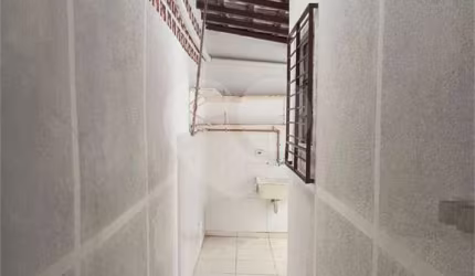 Casa com 2 quartos à venda em Centro - SP