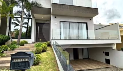 Condomínio com 3 quartos à venda em Altos Da Bela Vista - SP