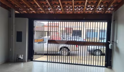 Casa com 2 quartos para locação em Jardim São Francisco - SP