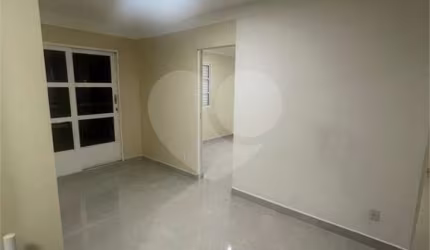 Apartamento com 2 quartos à venda em Jardim Morumbi - SP