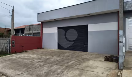 Salão Comercial à venda ou para locação em Jardim Guarujá - SP
