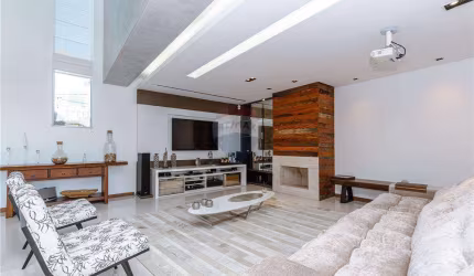 Casa 6 quartos para venda no Bairro Bosque Imperial em Juiz de Fora, MG.