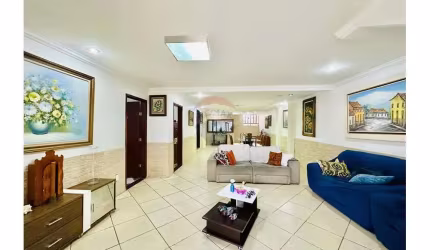 Casa 07 Quartos à venda no bairro Teixeiras em Juiz de Fora - MG