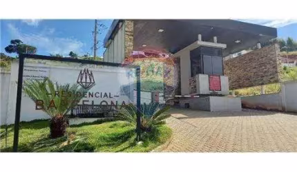 Terreno a venda Condomínio Barcelona no bairro Salvaterra em Juiz de Fora - MG