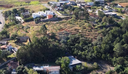 Área de 7.641 m², agradável e com vista maravilhosa no Bairro Novo Horizonte