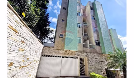 Apartamento 2 quartos para venda no bairro Granbery em Juiz de Fora, MG.