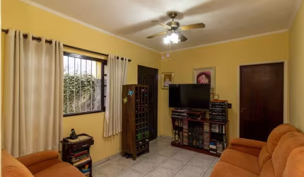 Versátil casa tipo para venda com 2 quartos, sendo 1 suíte, 84m²