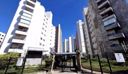 Agradável apartamento tipo para venda e locação com 3 quartos, sendo 1 suíte, 165m²