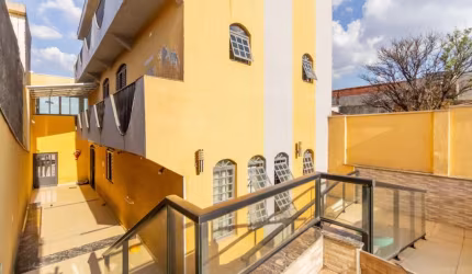 Deslumbrante sobrado para venda com 6 quartos, sendo 1 suíte, 273m²