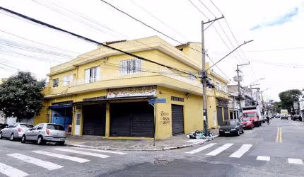 Atraente casa tipo para venda com 3 quartos, 720m²