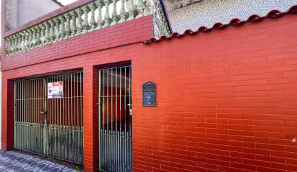 Elegante casa de vila para venda com 5 quartos, 150m²