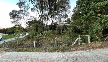 Oportunidade! Terreno de esquina com 547 m2 à Venda no Jardim Esperança – Canoinhas/SC