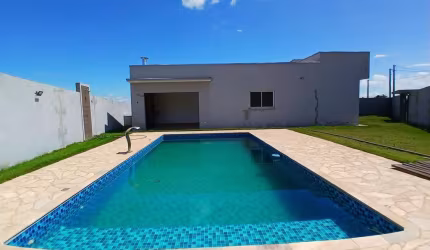 Casa com piscina pronta para morar - Use o FGTS!