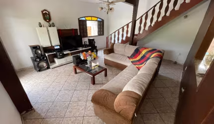 casa 3 quartos marica