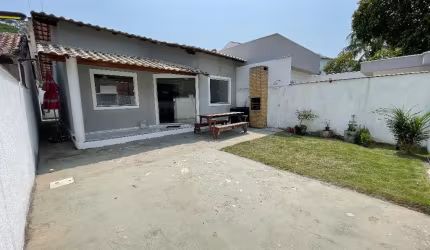 Casa 2 quartos com suite em condominio