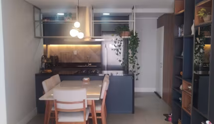 Apartamento de 63 metros, suite, varanda e vaga de garagem