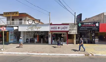 Área Comercial