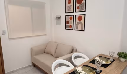 Apartamento Semi-Mobiliado - 02 Dormitórios - Santa Clara!