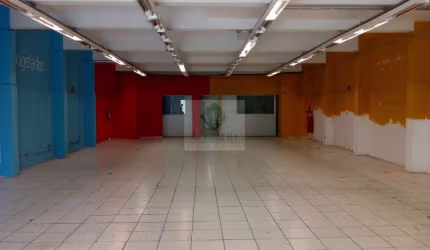 Salão Comercial de 290m² para Locação em Santo Antônio, São Caetano do Sul-SP