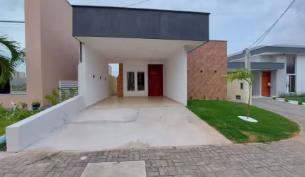 Casa com 03 quartos, sendo 2 suítes, Condomínio em Cajupiranga, Parnamirim RN
