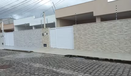 Casa com 03 dormitórios, sendo 01 em Emaus, Parnamirim RN