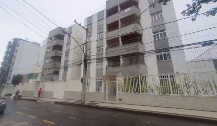 Apartamento com Área Externa no São Mateus!