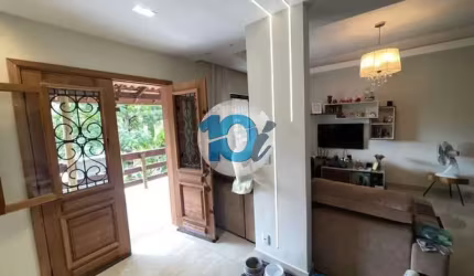 CASA DE 3 QUARTOS - PARAÍSO , Paraíso, Barra Mansa - RJ