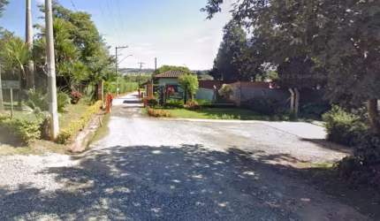 Chácara a venda com 4 quartos no Portal das Laranjeiras - Araçoiaba da Serra SP