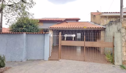Casa á venda com 3 quartos, 181,00 m2 - Jardim Leocádia, Sorocaba