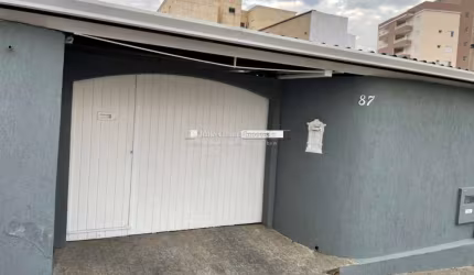 Casa a venda com 3 quartos, 106m2 no Jardim Santa Rosália - Sorocaba