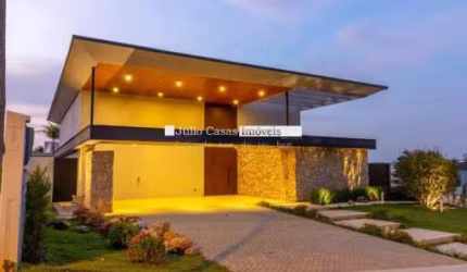 Casa com 4 quartos á venda, no Condomínio Saint Patrick