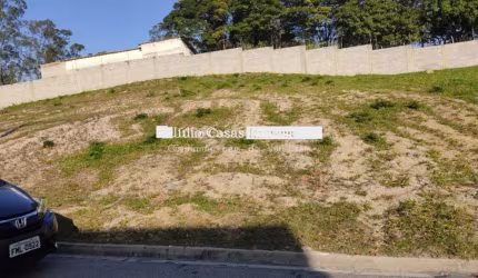 Terreno no Residencial Renaissance..