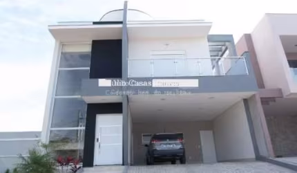 Casa no condomínio Renaicensse
