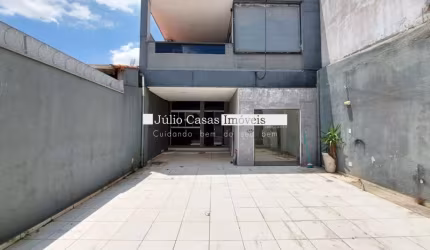 Salão e residência para venda no Wanel Ville IV