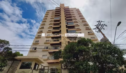 Apartamento a venda no Edifício Iolita Silva com 3 quartos