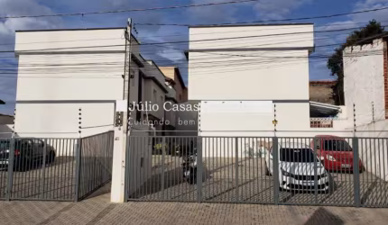 Sobrado à venda com 02 quartos na Vila Haro