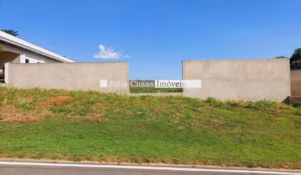 Terreno a veda plano murado com 1000² em condomínio