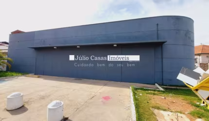 Salão comercial para aluguel com 314m² de área útil