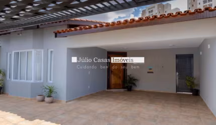 Casa térrea à venda no Parque Três Meninos